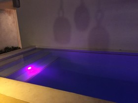Teetotum hotel