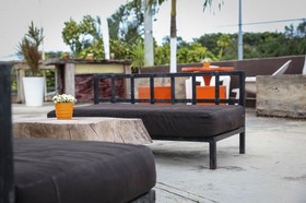 Teetotum hotel