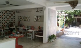 Teetotum hotel