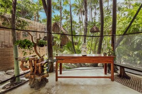 Yaxchen Tulum Eco Lodge & Cenote