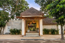 Zenses Wellness And Yoga Resort