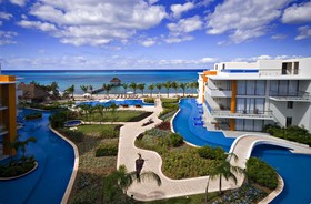Secrets Aura Cozumel