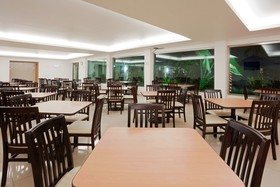 Holiday Inn Express Paraiso Dos Bocas