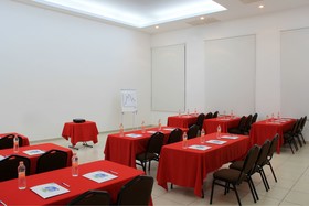 Holiday Inn Express Paraiso Dos Bocas