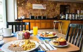 Holiday Inn Express Paraiso Dos Bocas