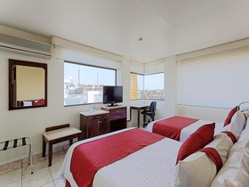 Olmeca Plaza Urban Express Hotel