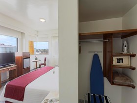 Olmeca Plaza Urban Express Hotel