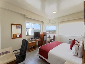 Olmeca Plaza Urban Express Hotel