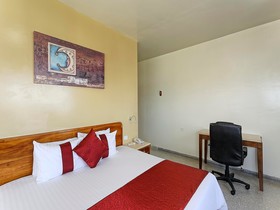 Olmeca Plaza Urban Express Hotel