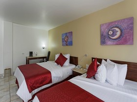 Olmeca Plaza Urban Express Hotel