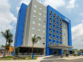 One Villahermosa 2000