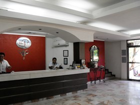 Del Paseo