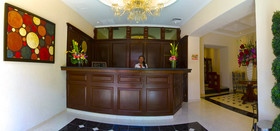 Plaza Colonial