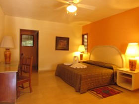 Chicanná Ecovillage Resort