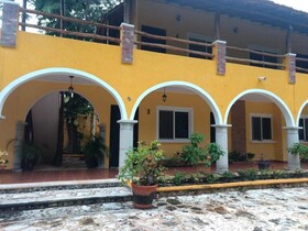 Hotel Casa Novelo