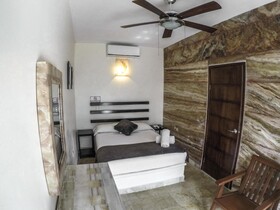 La Casa de las Lunas