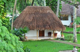 Ikal Chichen Mayaland