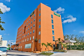 City Express Junior Ciudad del Carmen