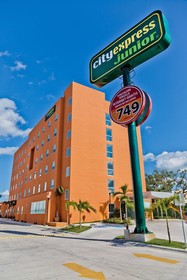 City Express Junior Ciudad del Carmen