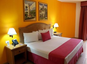 Hotel Hacienda Real