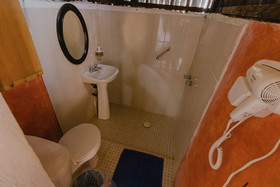 Casa Maya Lodge Robinson Crusoe Life