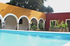 Hacienda Blanca Flor