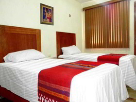 Real Mayab Hotel & Bungalows