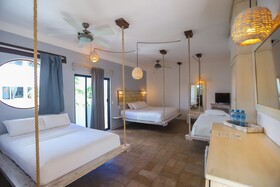 40 Canones Hotel