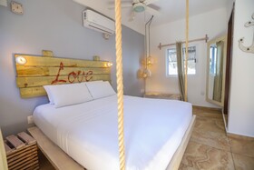 40 Canones Hotel