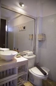 40 Canones Hotel