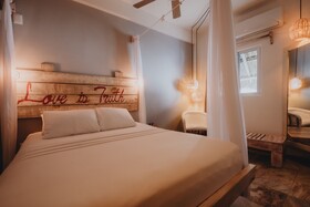 40 Canones Hotel