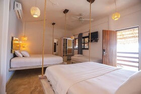 40 Canones Hotel