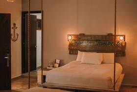 40 Canones Hotel