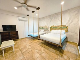 40 Canones Hotel