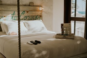 40 Canones Hotel