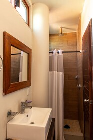 Aquastar Unique Hotel & Apartments