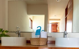 Aquastar Unique Hotel & Apartments