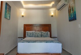 Aquastar Unique Hotel & Apartments