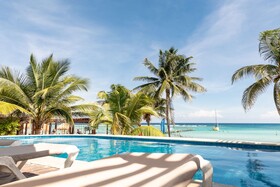 Aquastar Unique Hotel & Apartments