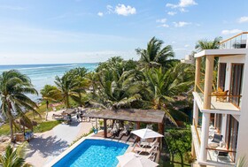 Aquastar Unique Hotel & Apartments