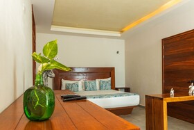 Aquastar Unique Hotel & Apartments