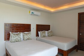 Aquastar Unique Hotel & Apartments