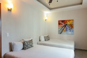 Aquastar Unique Hotel & Apartments