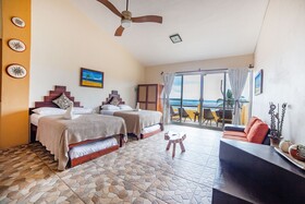 Mahasand Hotel & Hostel