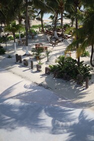 Noah Beach Hotel & Suites