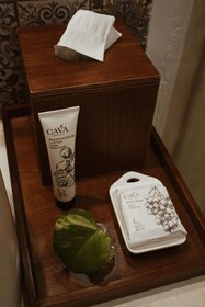 Noah Beach Hotel & Suites