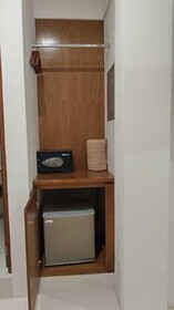 Noah Beach Hotel & Suites