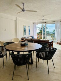 Noah Beach Hotel & Suites