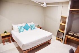 Noah Beach Hotel & Suites