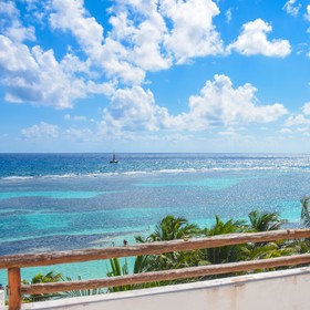 El Fuerte Beach Resort